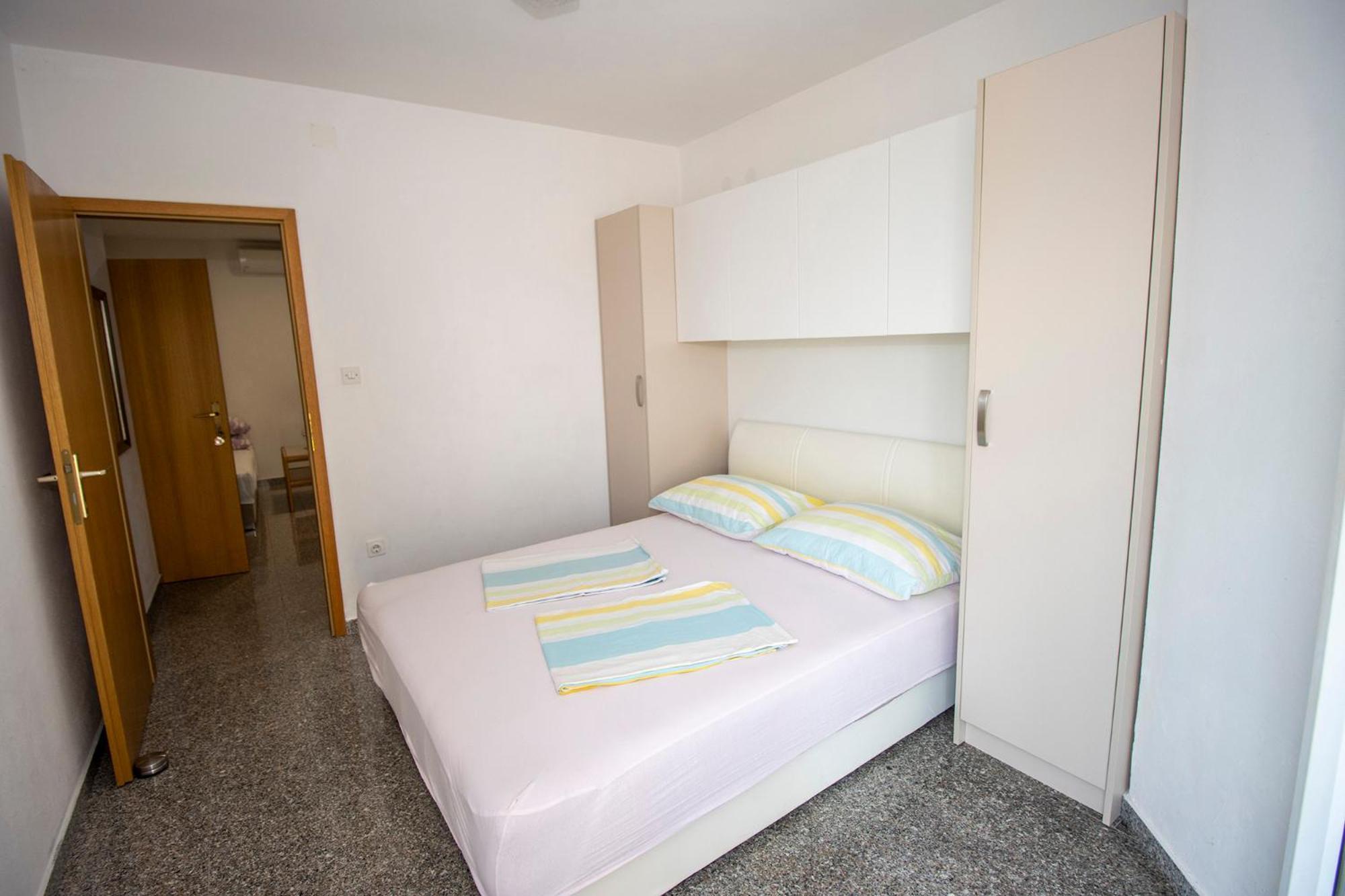 Apartmani Vesna 塞莱纳 外观 照片